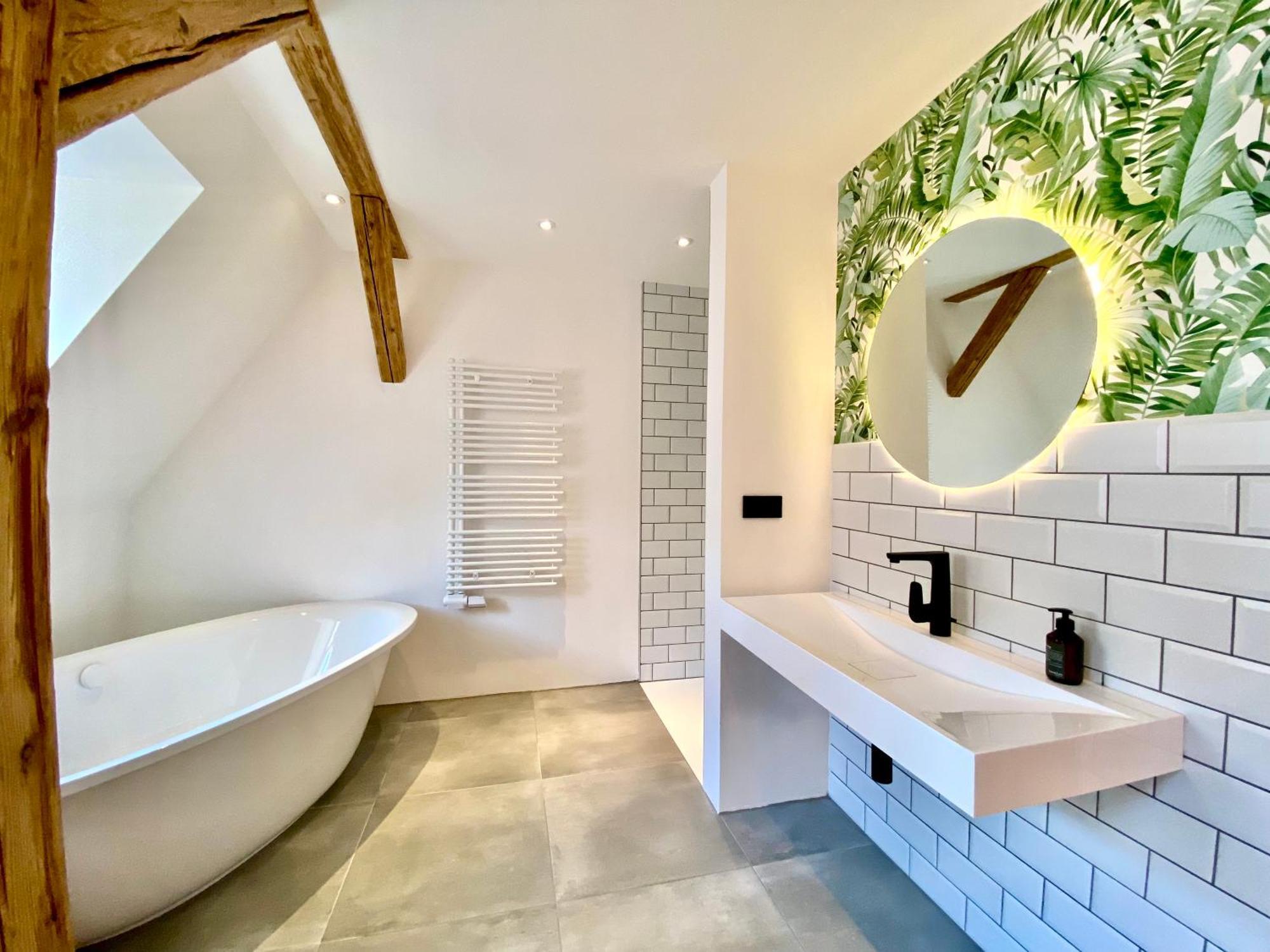 Zentrale 1-Zimmer-Ferienwohnung Mit Digitalem Check In Hof  Exteriér fotografie